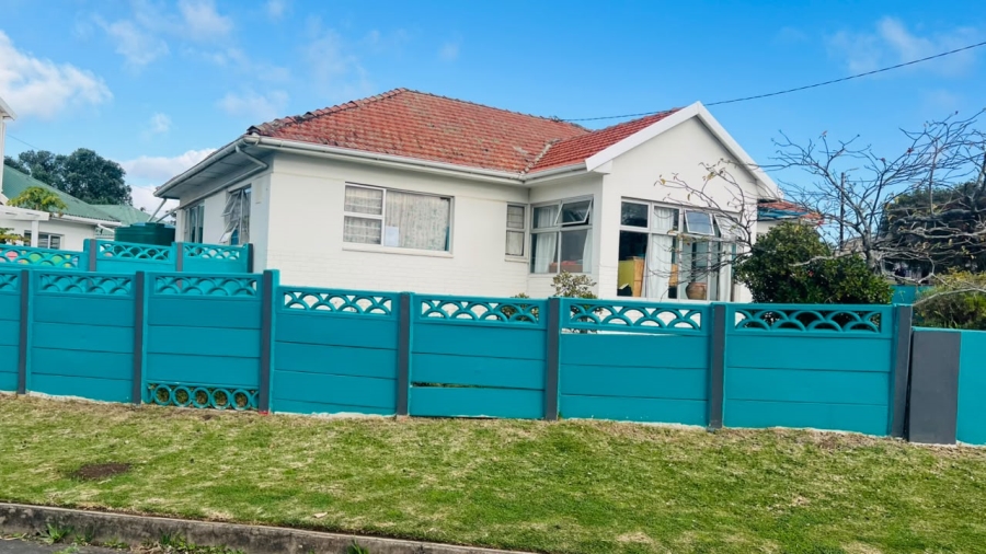 5 Bedroom Property for Sale in Greenfields Eastern Cape
